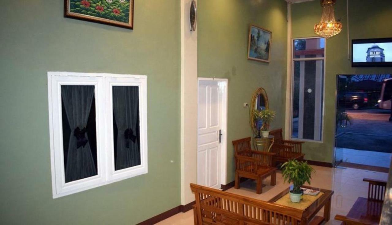 Hotel Grand Family Sungairampah Ngoại thất bức ảnh