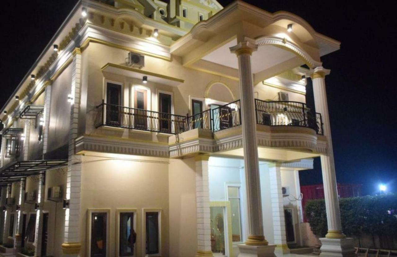 Hotel Grand Family Sungairampah Ngoại thất bức ảnh
