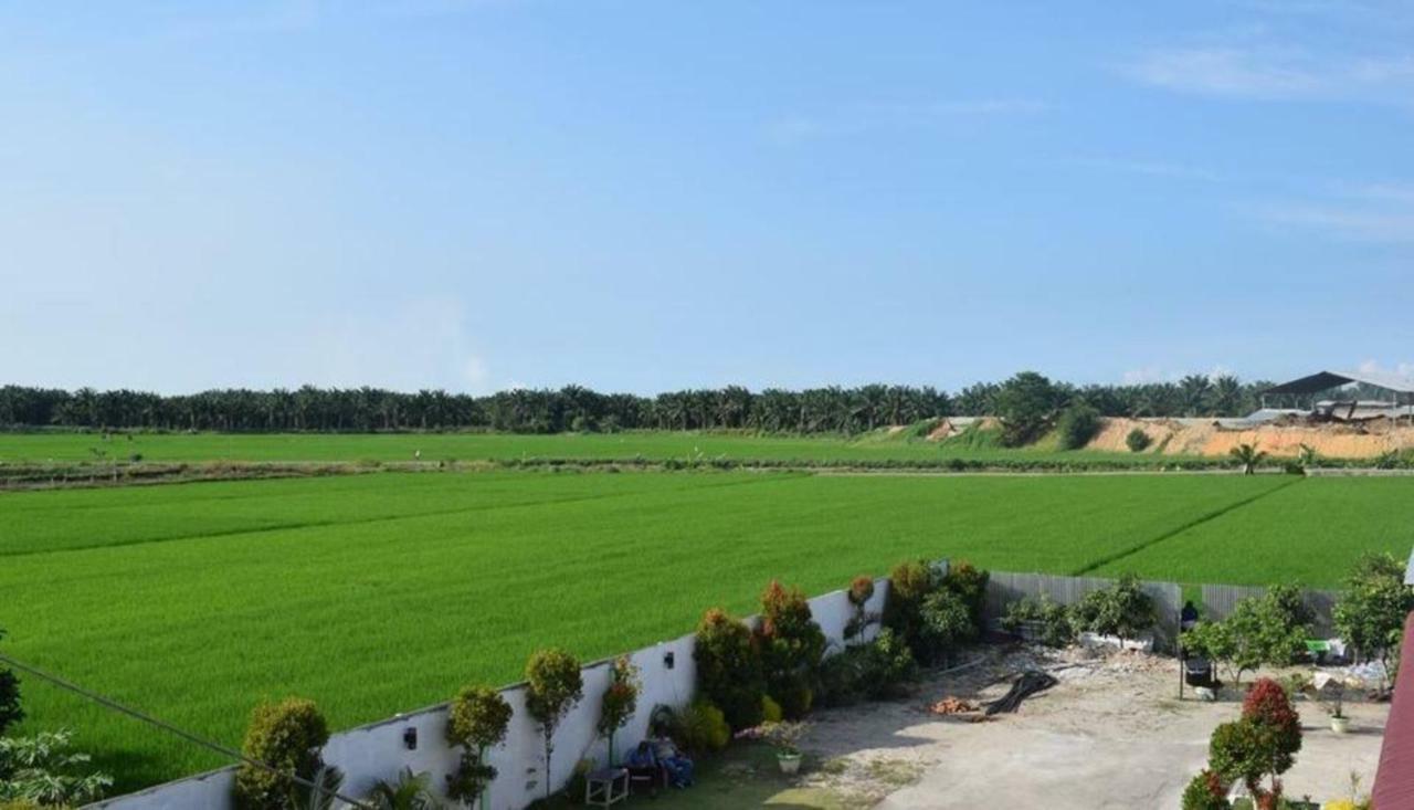Hotel Grand Family Sungairampah Ngoại thất bức ảnh